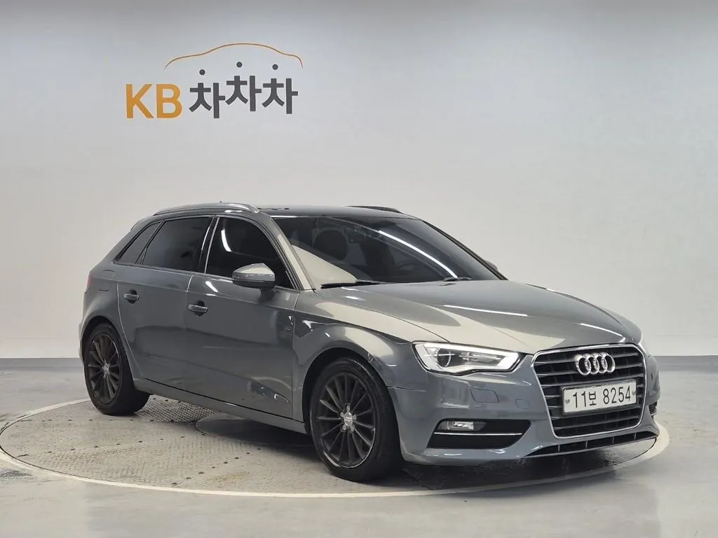 Audi A3 2015 photo 4
