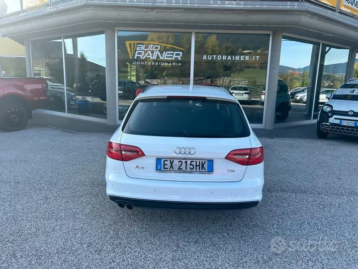 Audi A4 Avant 2014 photo 3