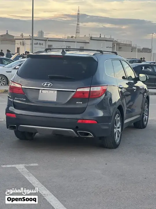 Hyundai Santa Fe 2014 photo 2