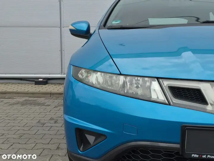 Honda Civic 2010 photo 4