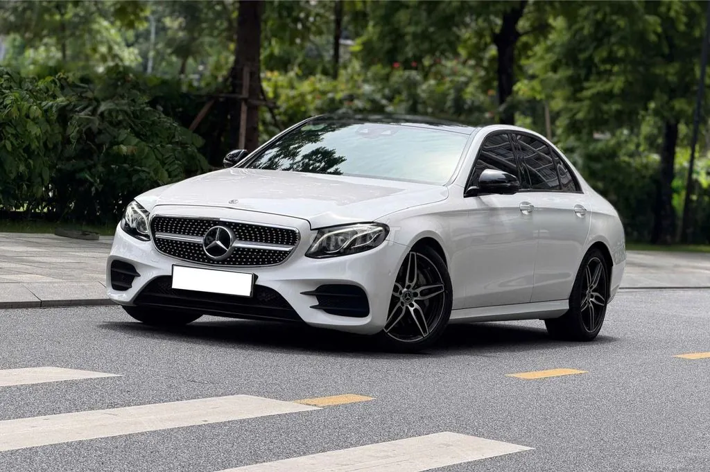 Mercedes-Benz E-Class 2020 photo 4