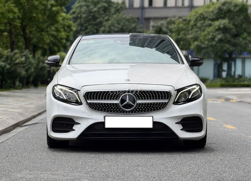Mercedes-Benz E-Class 2020 photo 2