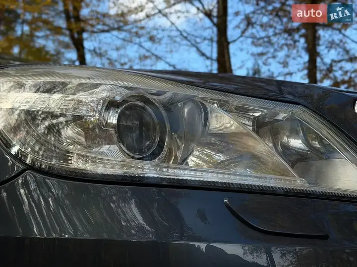 Skoda Octavia 2010 photo 5