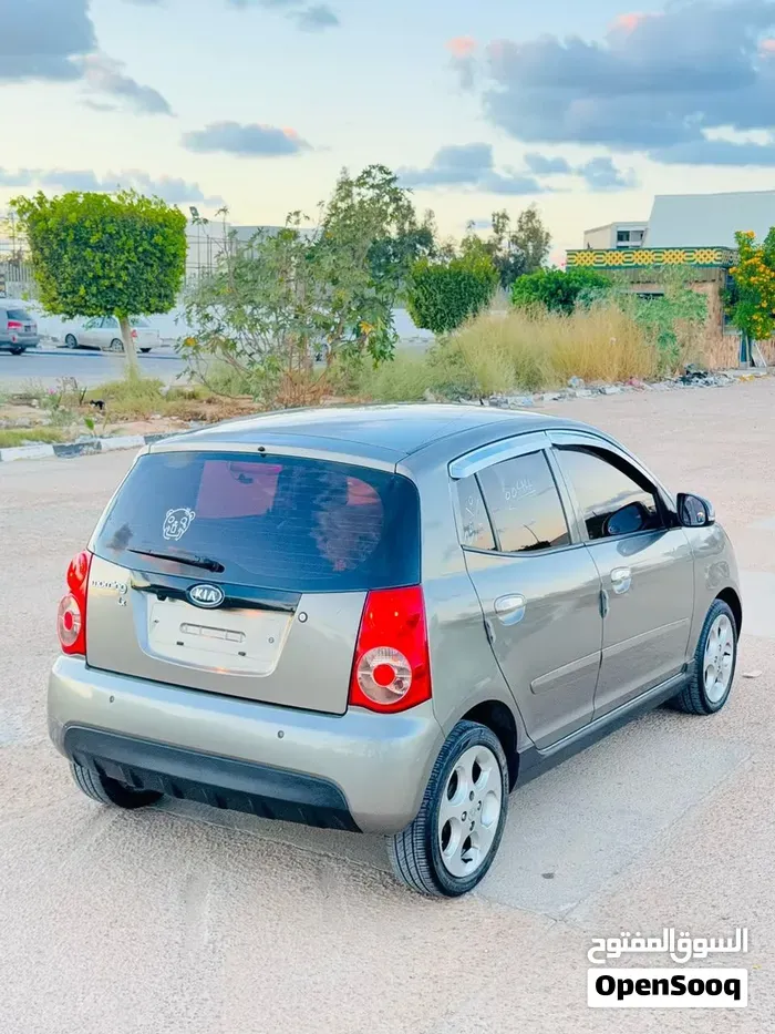 Kia Picanto 2010 photo 3
