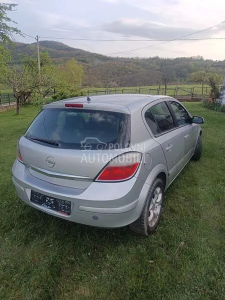 Opel Astra H 2007 photo 5