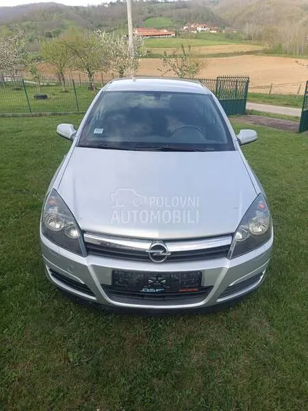 Opel Astra H 2007 photo 4