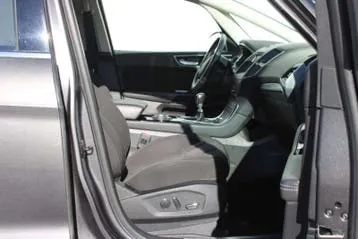 Ford S-Max 2016 photo 3