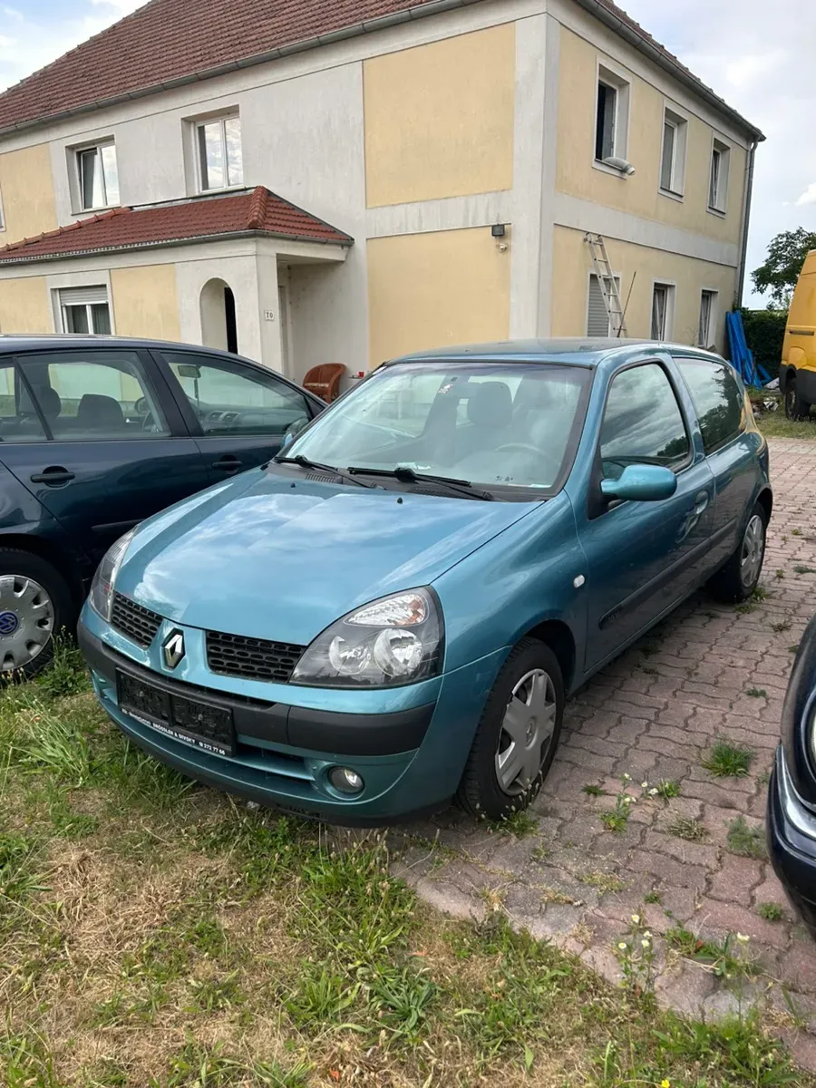 Renault Clio 2003 photo 3