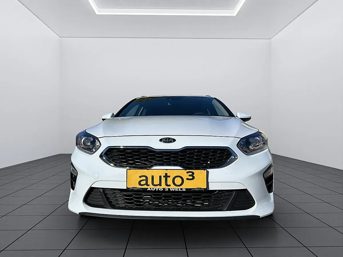 Kia Ceed 2021 photo 2