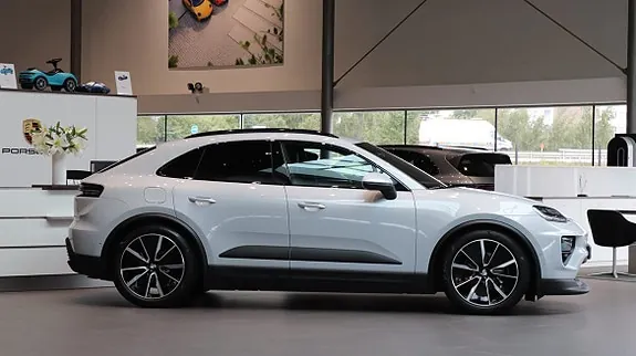 Porsche Macan 2025 photo 3