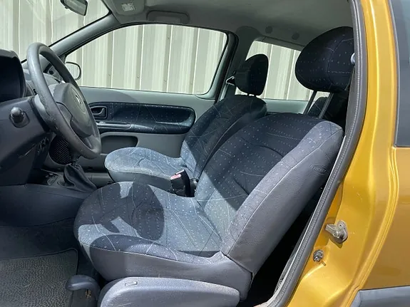 Renault Clio 2002 photo 5