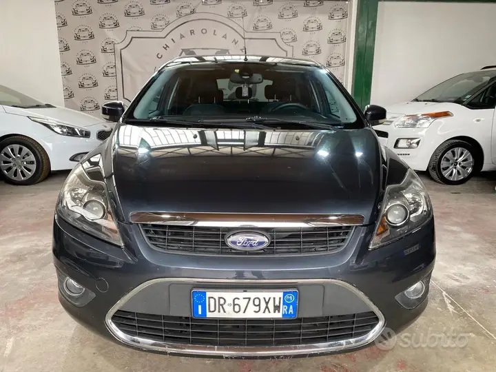 Ford Focus 2008 photo 2