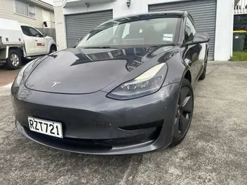 Tesla Model 3 2021 photo 2