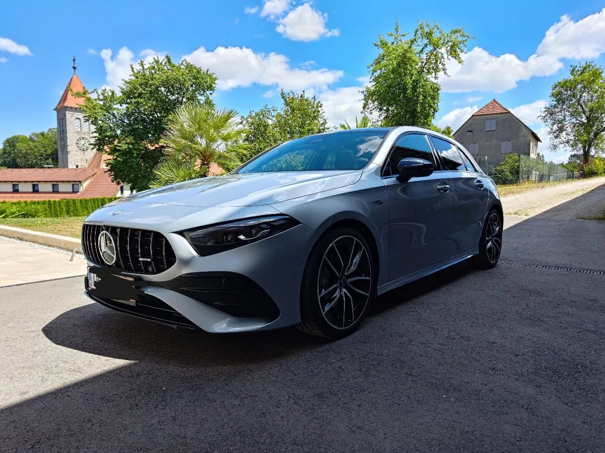 Mercedes-Benz A35 Amg