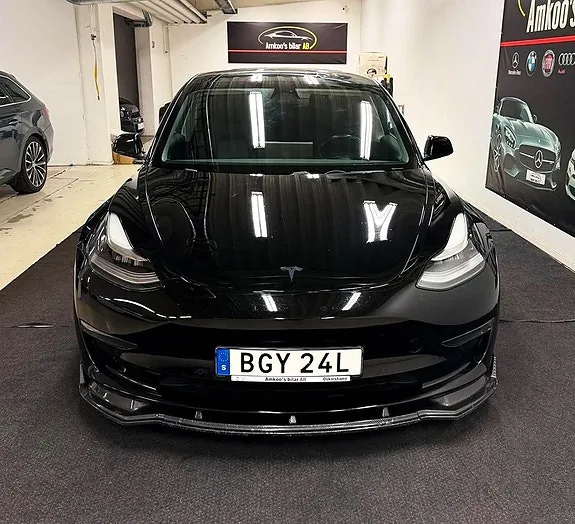 Tesla Model 3 2019 photo 3
