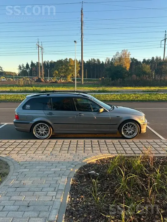 BMW 320 2005 photo 4