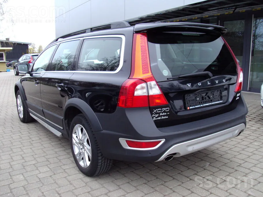 Volvo Xc70 2013 photo 2