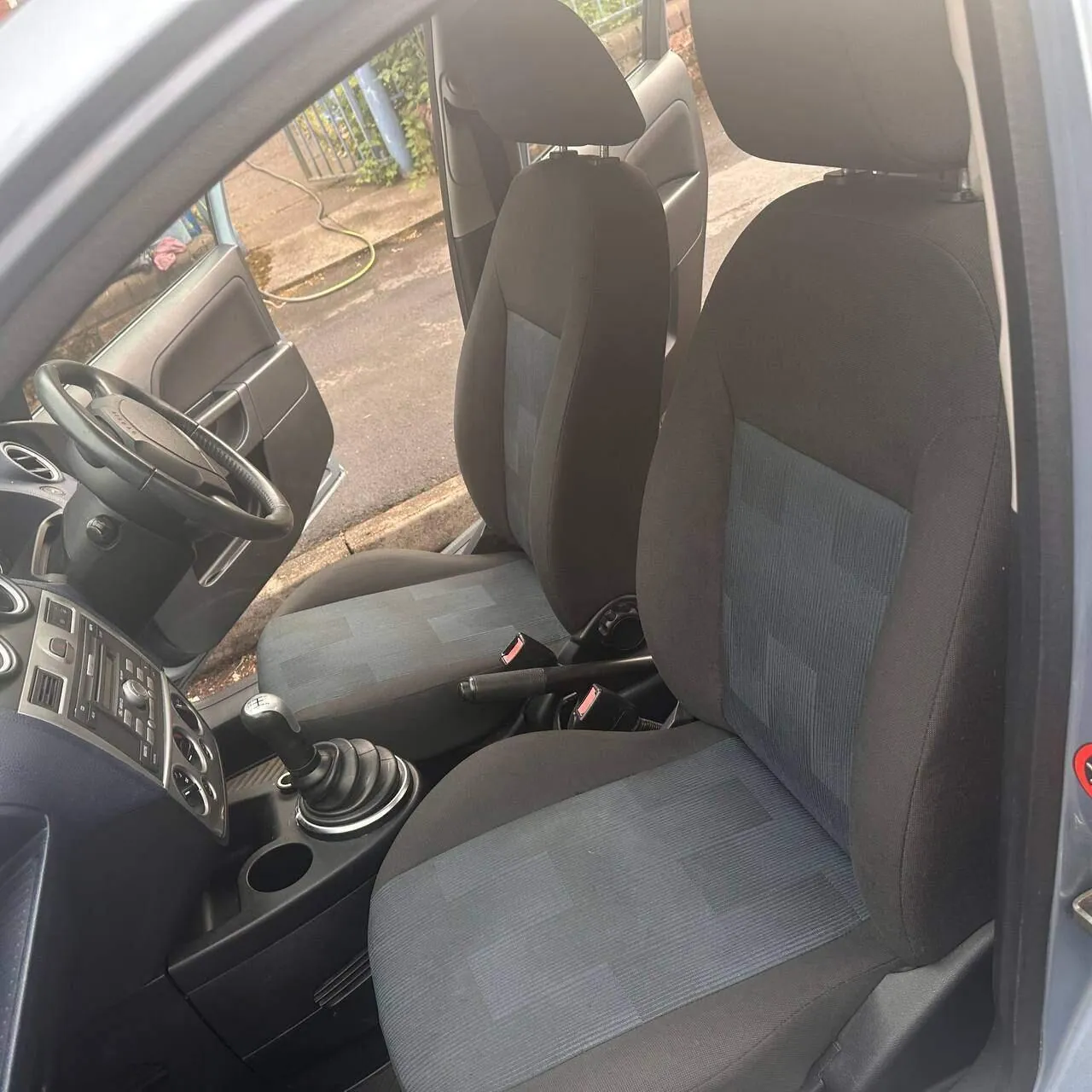 Ford Fiesta 2007 photo 4