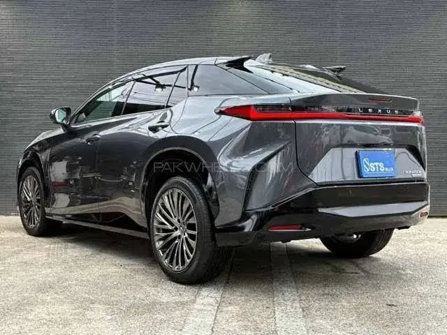 Lexus Rz