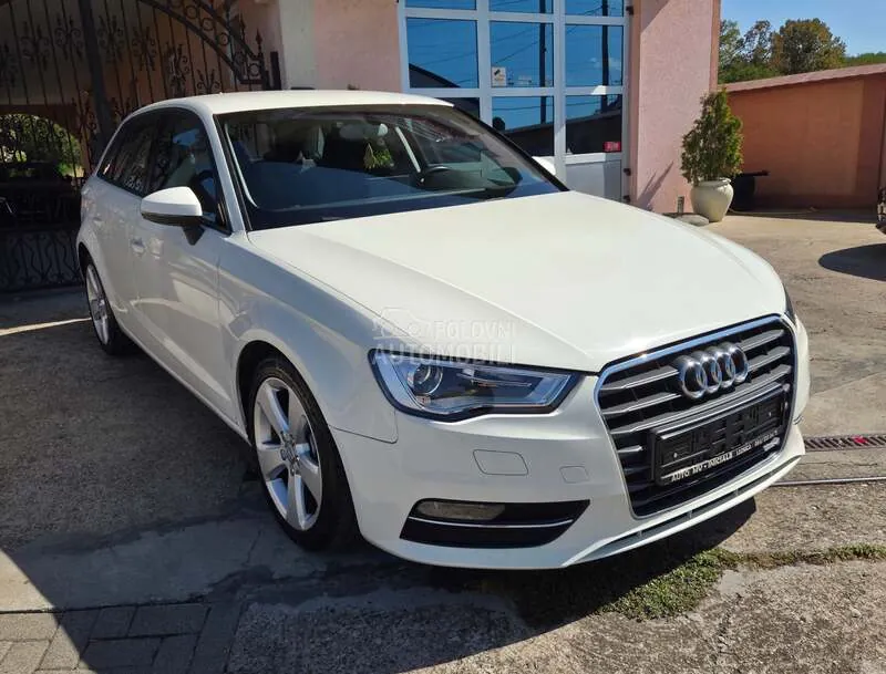 Audi A3 2013 photo 3