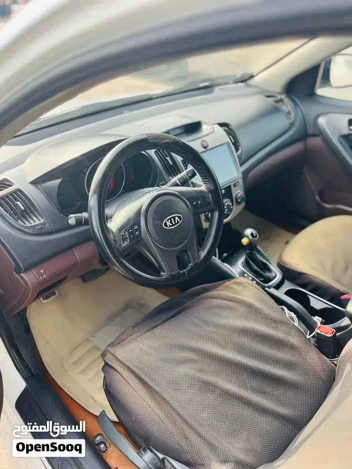 Kia Cerato 2013 photo 3