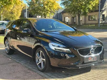 Volvo V40 2019 photo 2