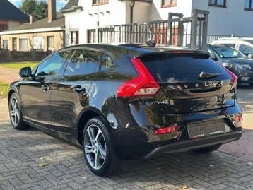 Volvo V40 2019 photo 3