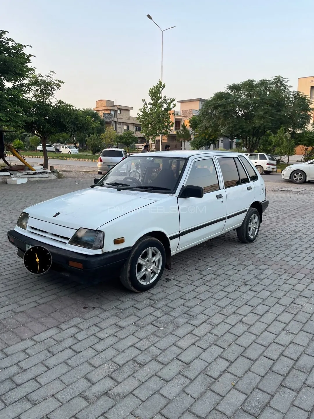 Suzuki Khyber
