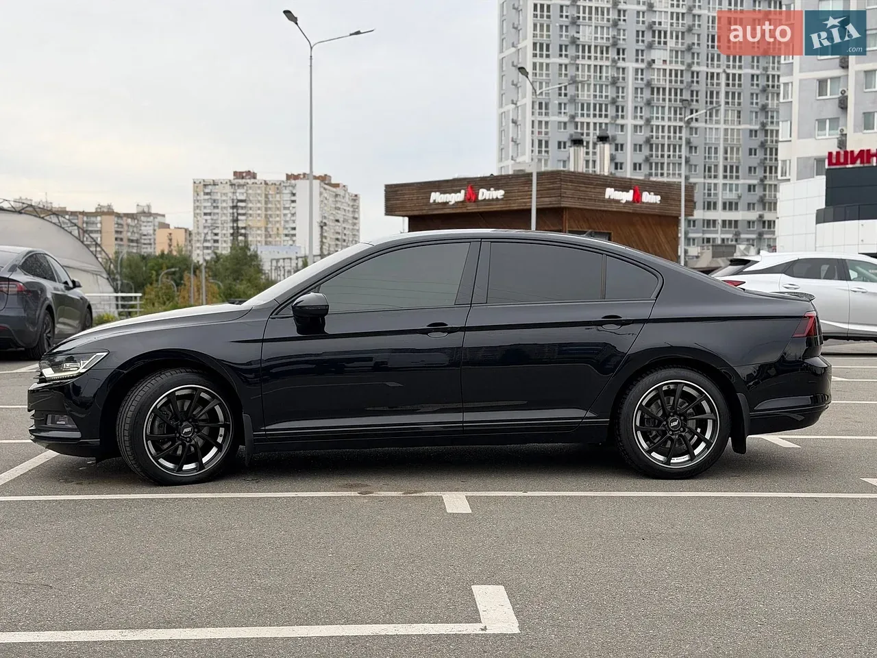 Volkswagen Passat 2018 photo 3