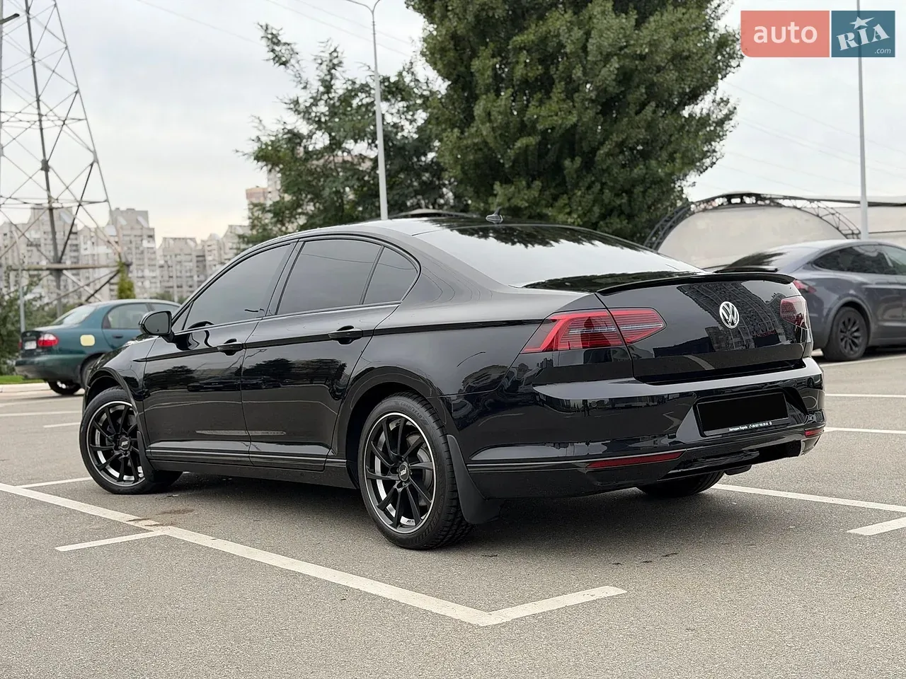 Volkswagen Passat 2018 photo 4