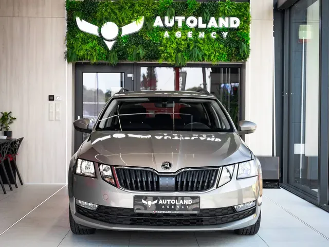 Skoda Octavia Combi 2017 photo 2