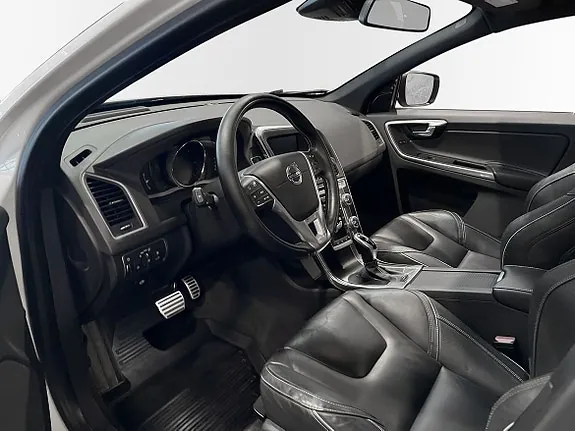 Volvo Xc60 2017 photo 5