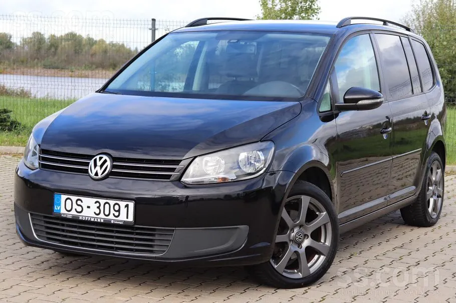 Volkswagen Touran 2010 photo 5