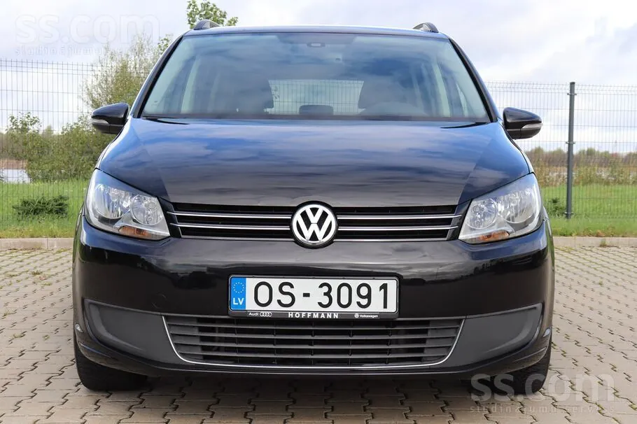 Volkswagen Touran 2010 photo 3