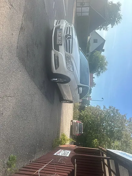 Mercedes-Benz C200 2011 photo 2