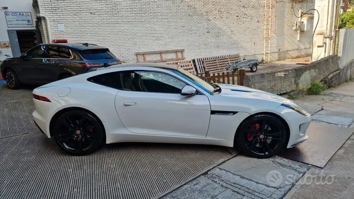 Jaguar F-Type 2016 photo 5