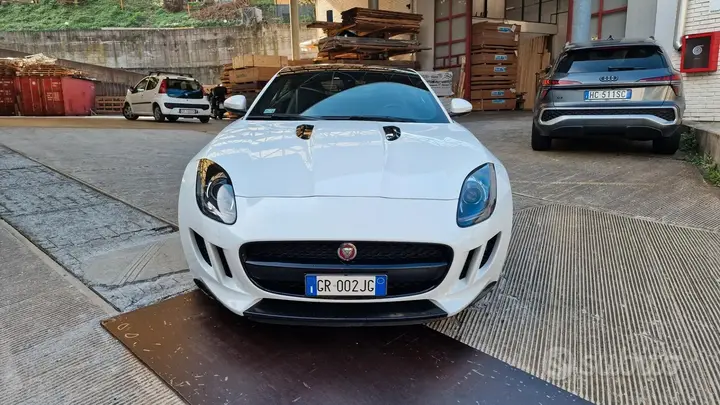 Jaguar F-Type 2016 photo 3