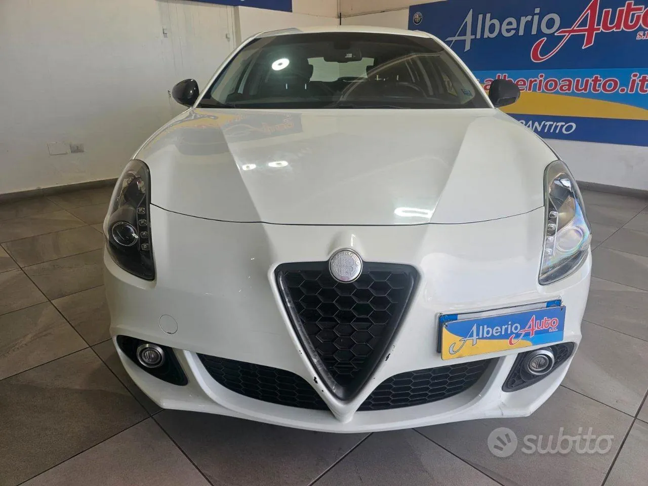 Alfa Romeo Giulietta 2016 photo 2