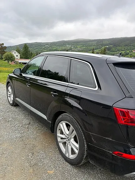 Audi Q7 2018 photo 5