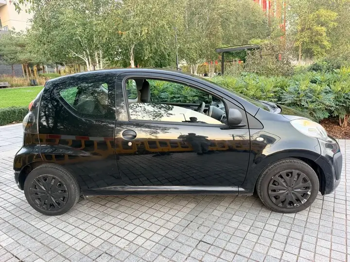 Citroen C1 2012 photo 3