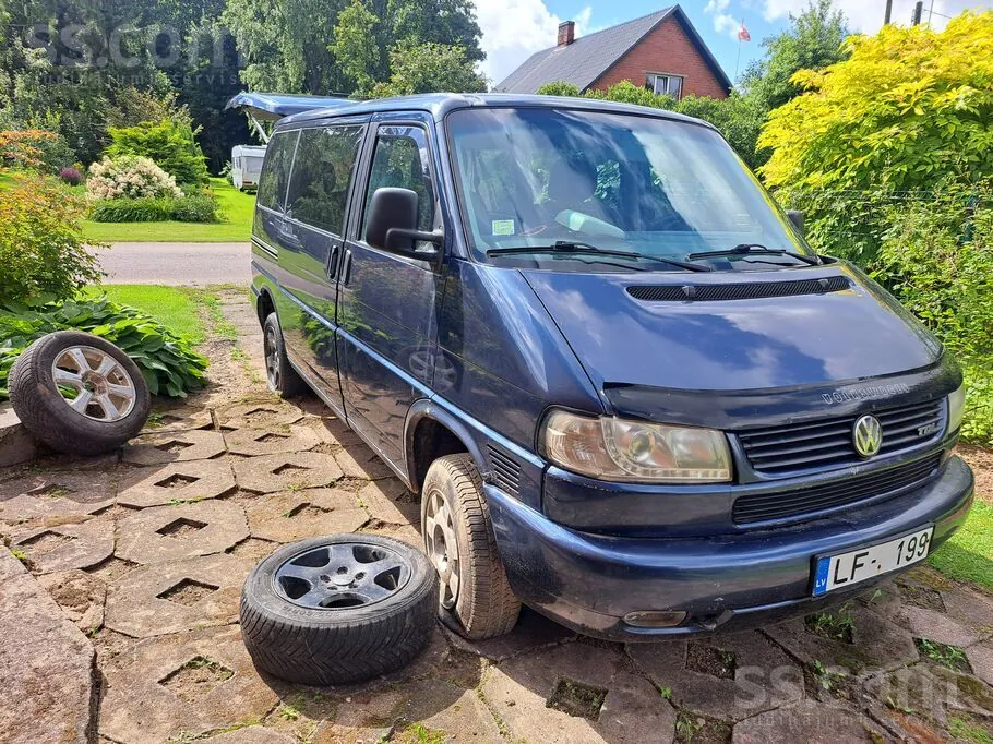 Volkswagen Multivan 1996 photo 4