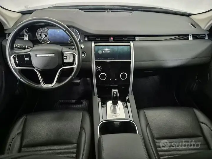 Land Rover Discovery Sport 2022 photo 4
