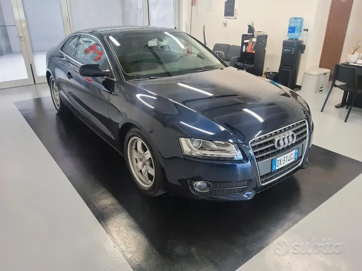 Audi A5 2009 photo 4