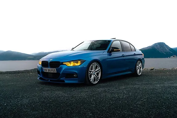 BMW 330E