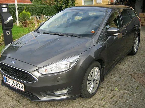Ford Focus 2015 photo 2