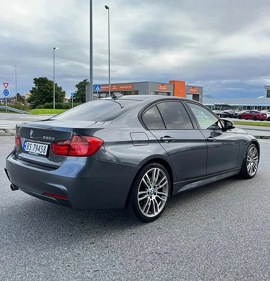 BMW 330D 2013 photo 3