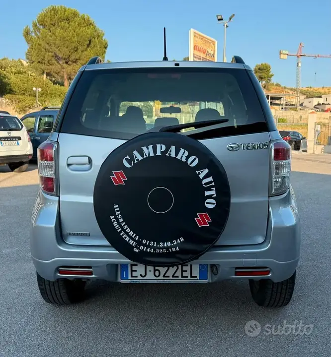 Daihatsu Terios 2011 photo 5