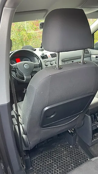 Volkswagen Touran 2010 photo 5