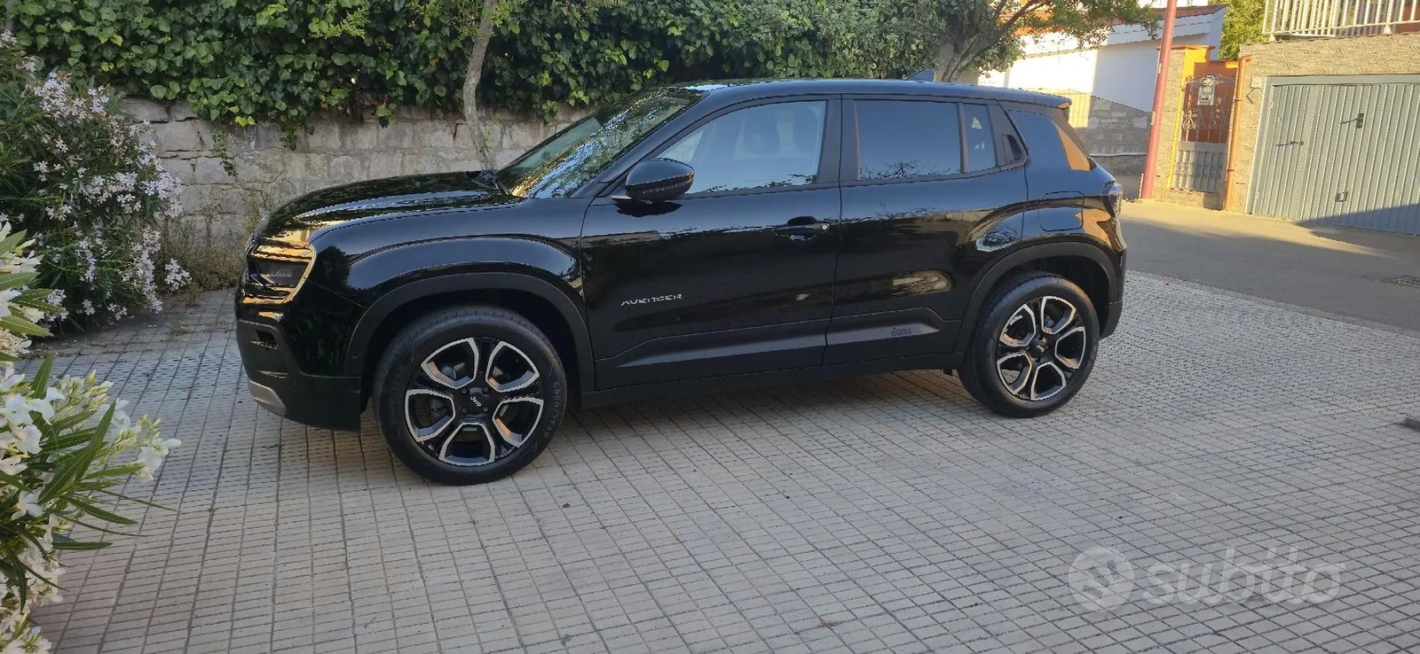 Jeep Avenger Summit
