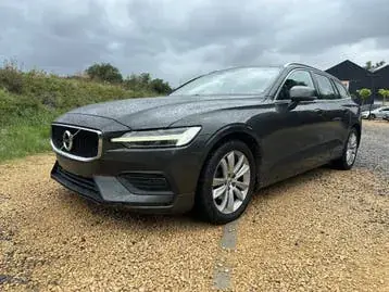Volvo V60 2019 photo 2